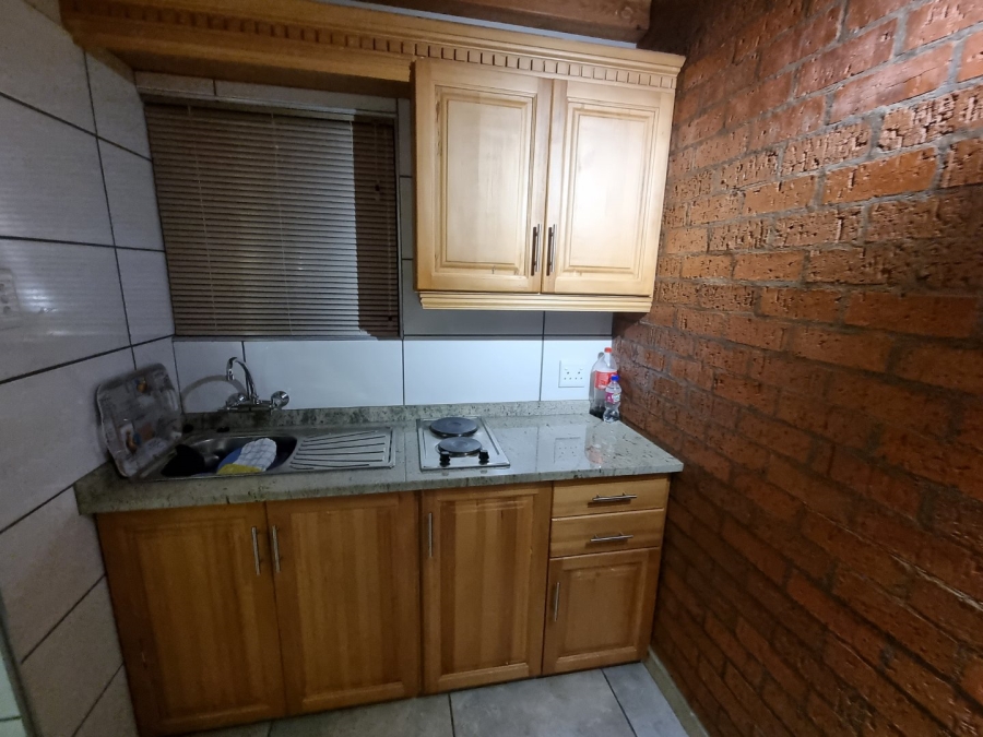 To Let 1 Bedroom Property for Rent in Hospitaalheuwel Free State